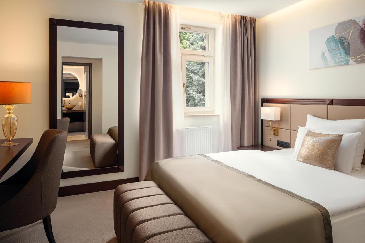 Boutique Hotel Saxonia Karlovy Vary Ngoại thất bức ảnh